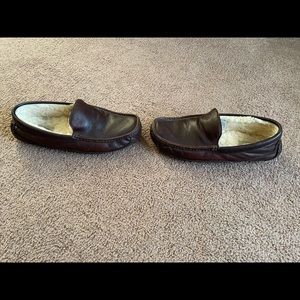 Mens— Ugg Ascot leather slipper